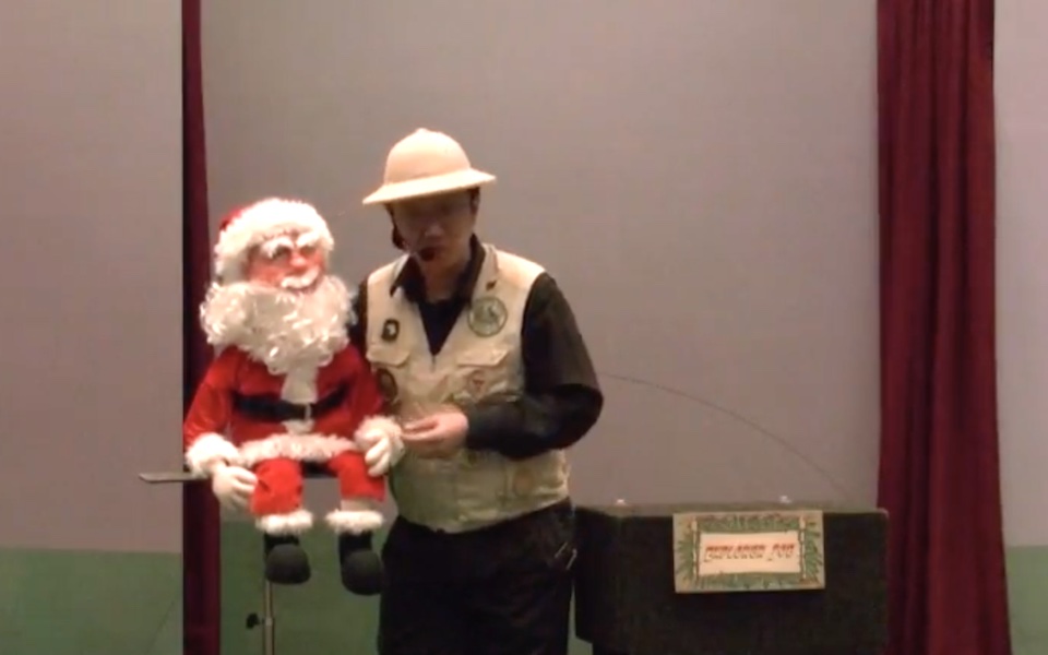 Christmas Puppet Show 7